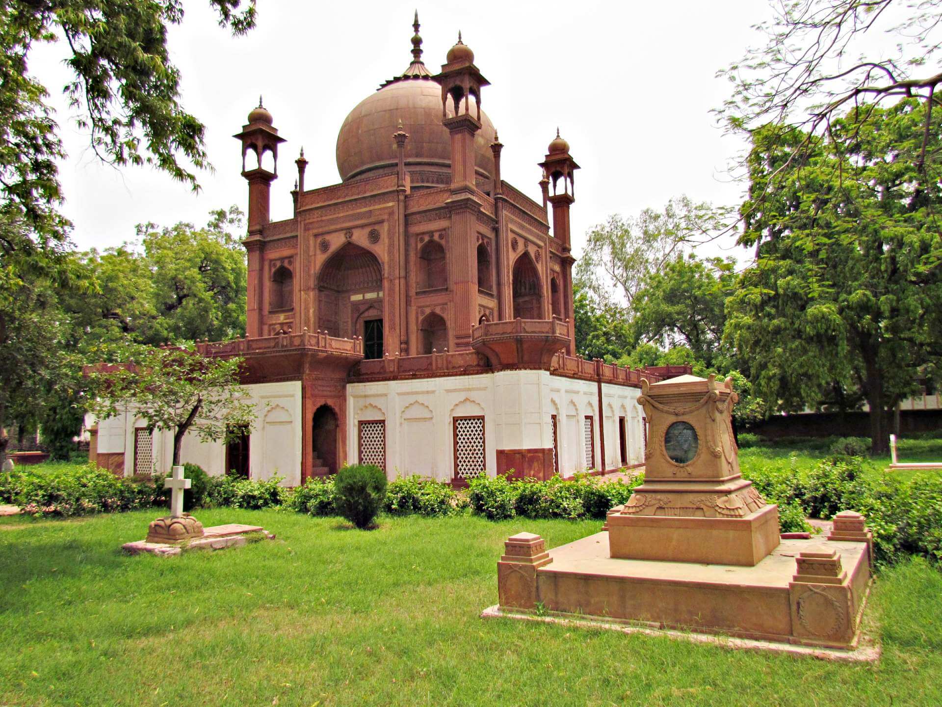 Johnhessing Tomb, Agra Johnhessing Tomb, Agra