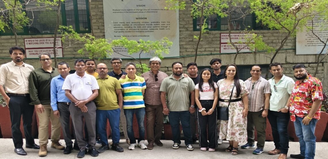 Travel Scope team posing for a group photo