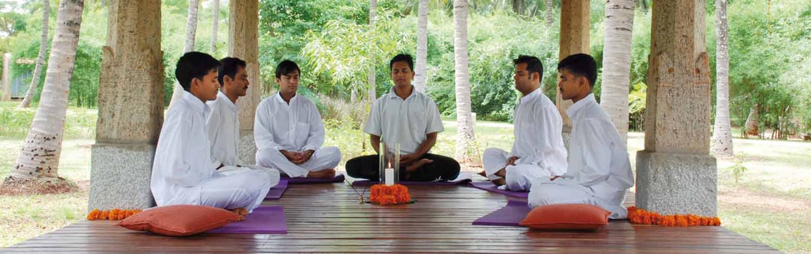 Wellness-Therapies-Gokarna-_-Palakkad-_-Rishikesh-_-Bangalore_Shreyas-yoga-Retreat