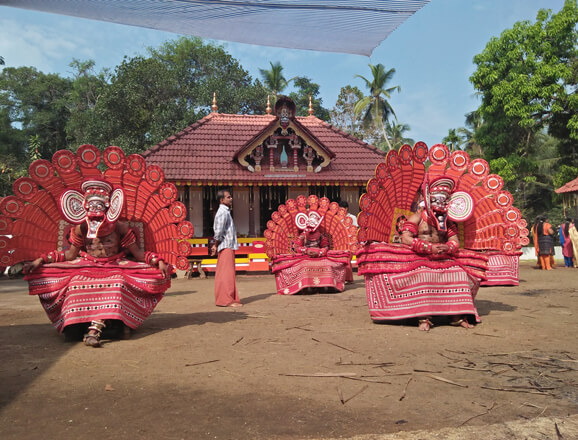 Kannur Theyyam, travel destinations in india