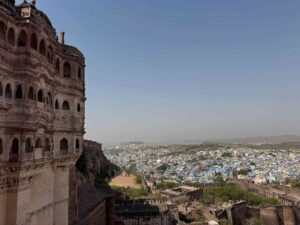 In Udaipur, relive colonial nostalgia with an elegant evening at the Mountbatten Supper Club.